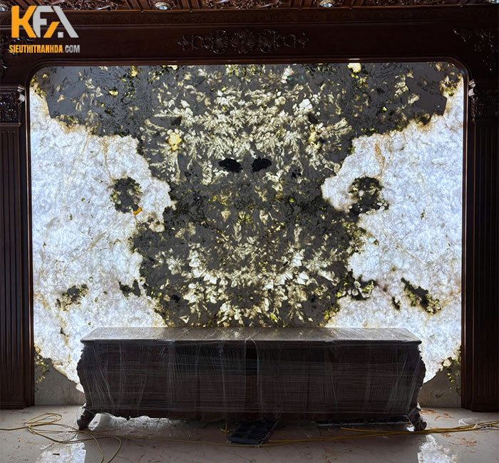 Tranh đá đối xứng xuyên sáng TDDX-TC011